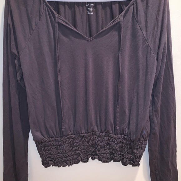 Black Top - Picture 2 of 4